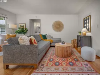 Photo #2: 710759341 Listing 