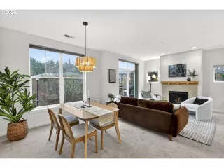 Photo #1: 710989275 Listing 