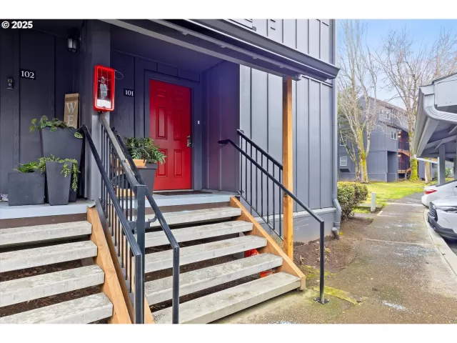 MLS: 711316525 Condo For Sale