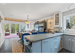 Photo #1: 711316525 Listing 