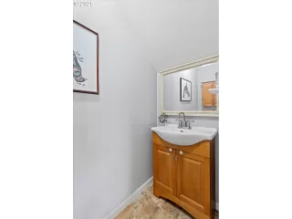 Photo #6: 711316525 Listing 