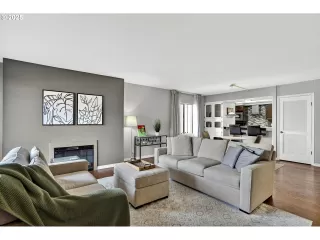 Photo #2: 711465521 Listing 