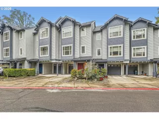 Photo #1: 711576516 Listing