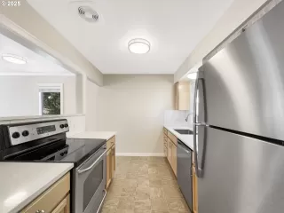 Photo #5: 712018662 Listing