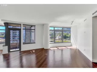 Photo #4: 712823576 Listing