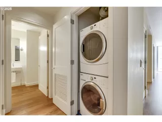 Photo #2: 712912153 Listing