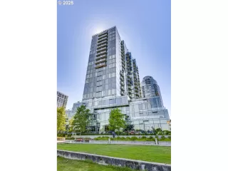 Photo #4: 712912153 Listing