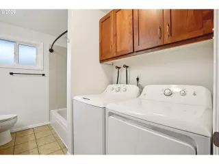 Photo #2: 712975088 Listing 