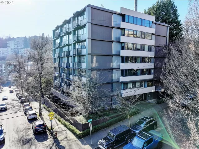 MLS: 713048172 Condo For Sale