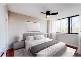 Photo #6: 713048172 Listing