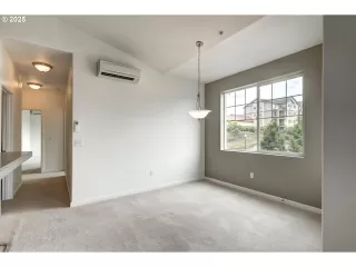 Photo #1: 713132173 Listing