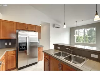 Photo #6: 713132173 Listing