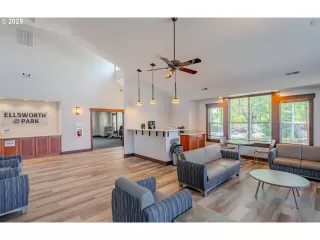 Photo #5: 713405922 Listing