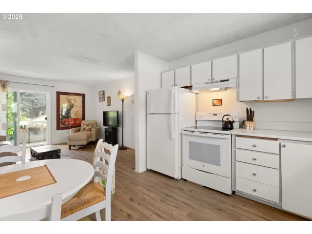 MLS: 713564346 Condo For Sale