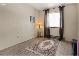 Photo #3: 713564346 Listing