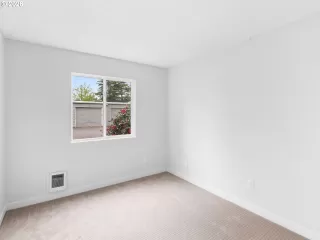 Photo #6: 714206057 Listing 