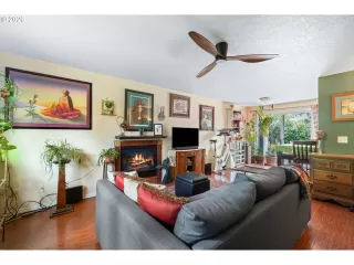 Photo #3: 714279764 Listing