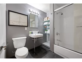 Photo #3: 715008663 Listing