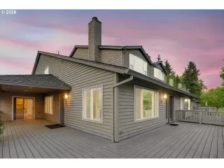 Photo #2: 715200225 Listing 