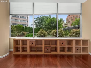 Photo #2: 715276403 Listing