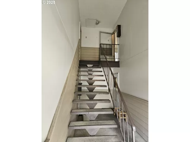 MLS: 716475302 Condo For Sale