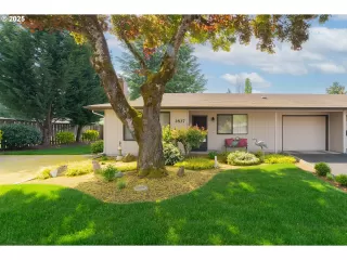 Photo #2: 717091139 Listing