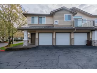 Photo #3: 717358302 Listing 