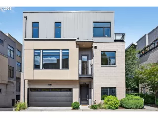 Photo #2: 717487074 Listing