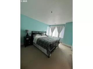 Photo #6: 718451577 Listing