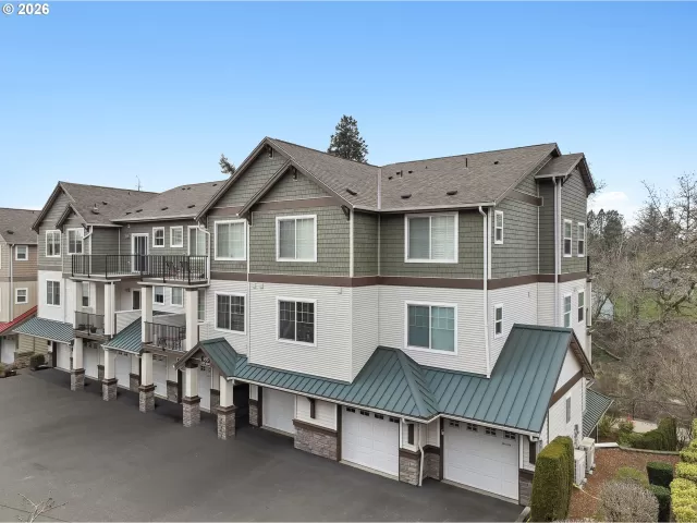 MLS: 718865627 Condo For Sale