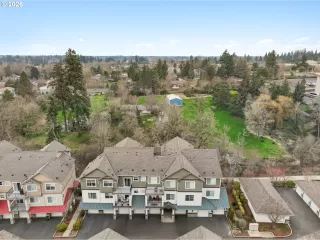 Photo #3: 718865627 Listing 