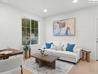 Photo #4: 719001526 Listing 