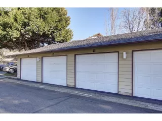 Photo #4: 719313722 Listing