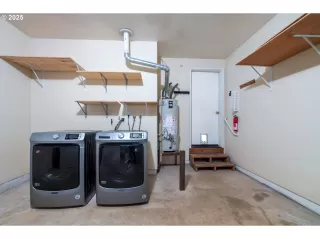 Photo #5: 719378589 Listing