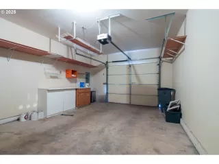 Photo #6: 719378589 Listing