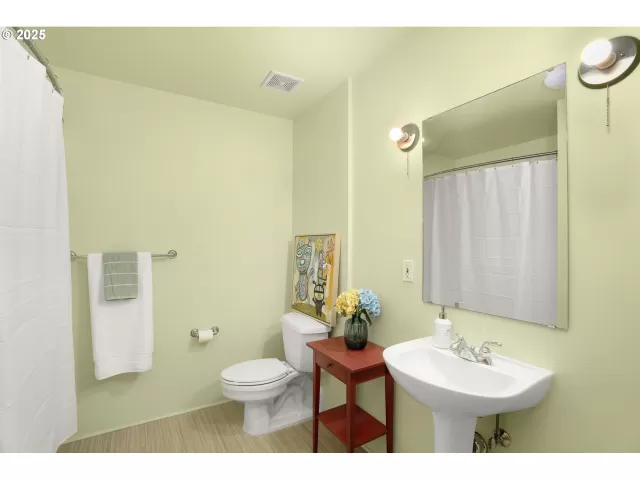 MLS: 720638464 Condo For Sale