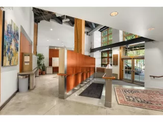 Photo #6: 720638464 Listing