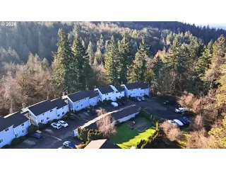 Photo #6: 721846170 Listing 