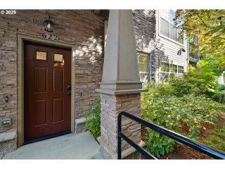 Photo #2: 722065582 Listing 