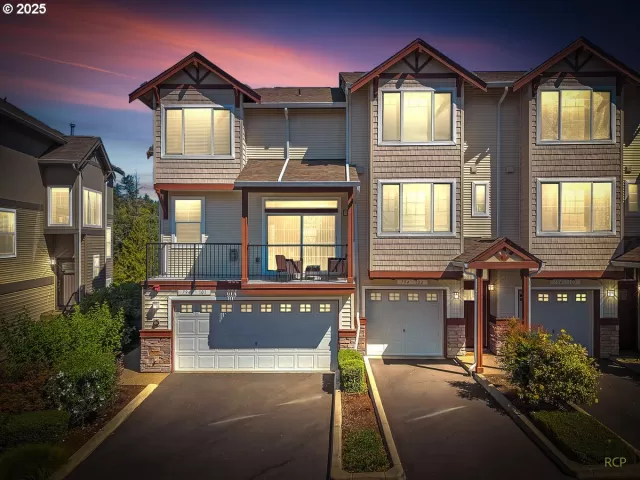 MLS: 722321123 Condo For Sale