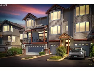 Photo #1: 722321123 Listing 