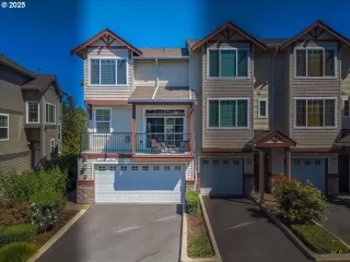 Photo #3: 722321123 Listing 