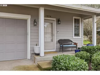 Photo #4: 722696687 Listing 