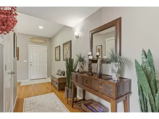 Photo #6: 722696687 Listing 