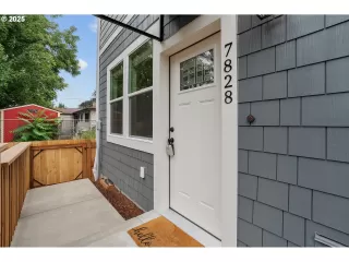 Photo #5: 722704562 Listing 