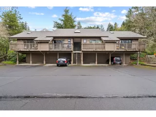 Photo #6: 723495240 Listing