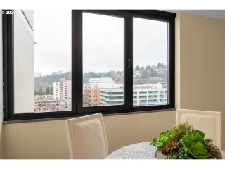 Photo #6: 723719625 Listing 