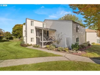 Photo #1: 723768398 Listing 