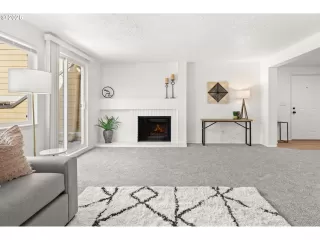 Photo #1: 723893637 Listing 