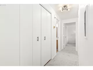 Photo #2: 723893637 Listing 